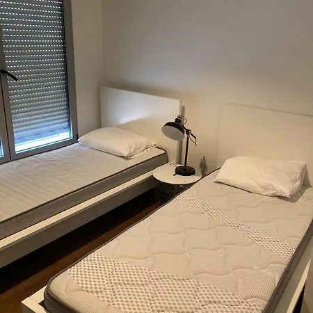 Cosy En Hypercentre De * Лилль